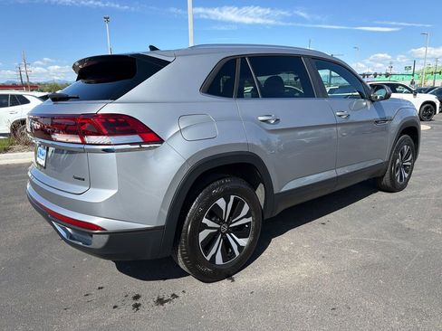 Certified 2026 Volkswagen Atlas Cross Sport SE AWD/4WD image 7
