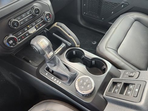 New 2026 Ford Bronco Badlands AWD/4WD image 15