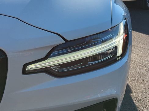 Used 2024 Volvo S60 B5 Plus image 10