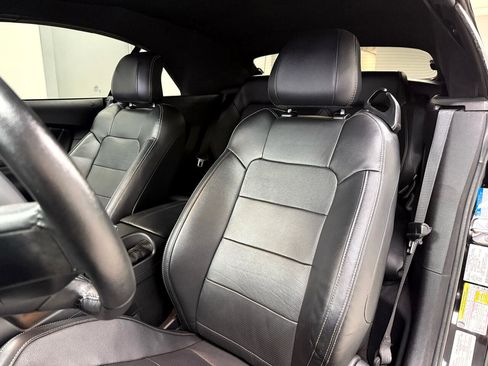 Used 2017 Ford Mustang GT Premium w/ GT Performance Package image 11