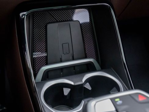 Certified 2025 BMW X2 xDrive28i image 27