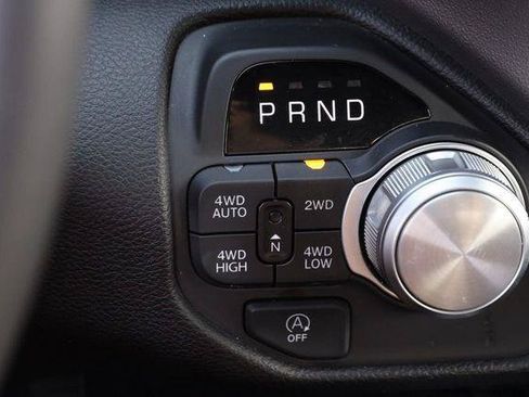 Used 2026 RAM 1500 Laramie AWD/4WD image 15
