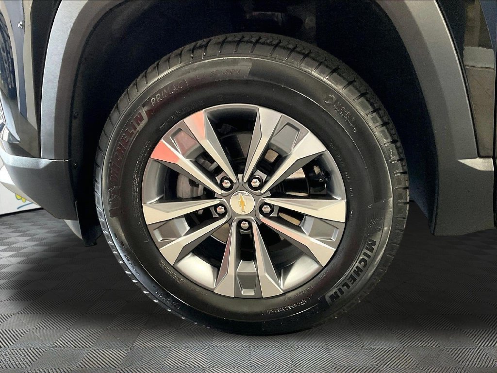 Used 2026 Chevrolet Equinox LT AWD/4WD image 7
