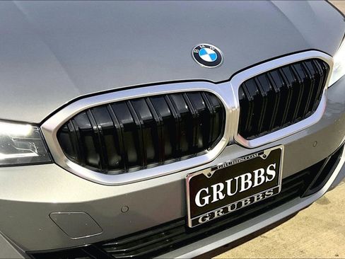 Used 2023 BMW 330i xDrive Sedan w/ Driving Assistance Package image 35