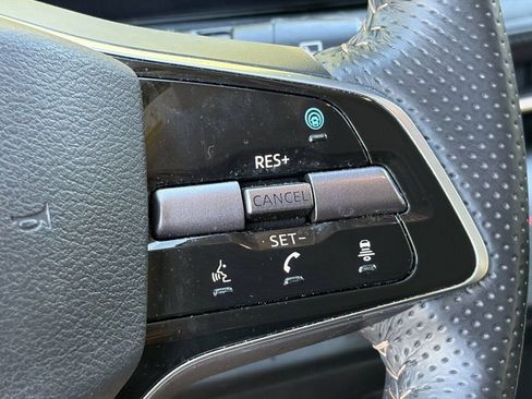 Certified 2023 Nissan Ariya FWD image 21