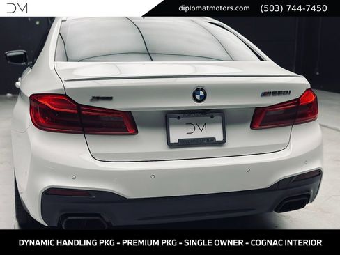 Used 2020 BMW M550i xDrive w/ Dynamic Handling Package AWD/4WD image 16