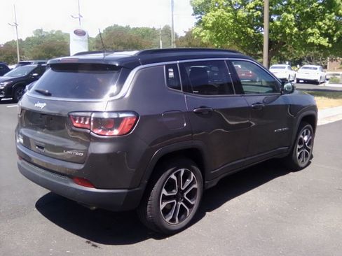 Used 2022 Jeep Compass Limited AWD/4WD image 4