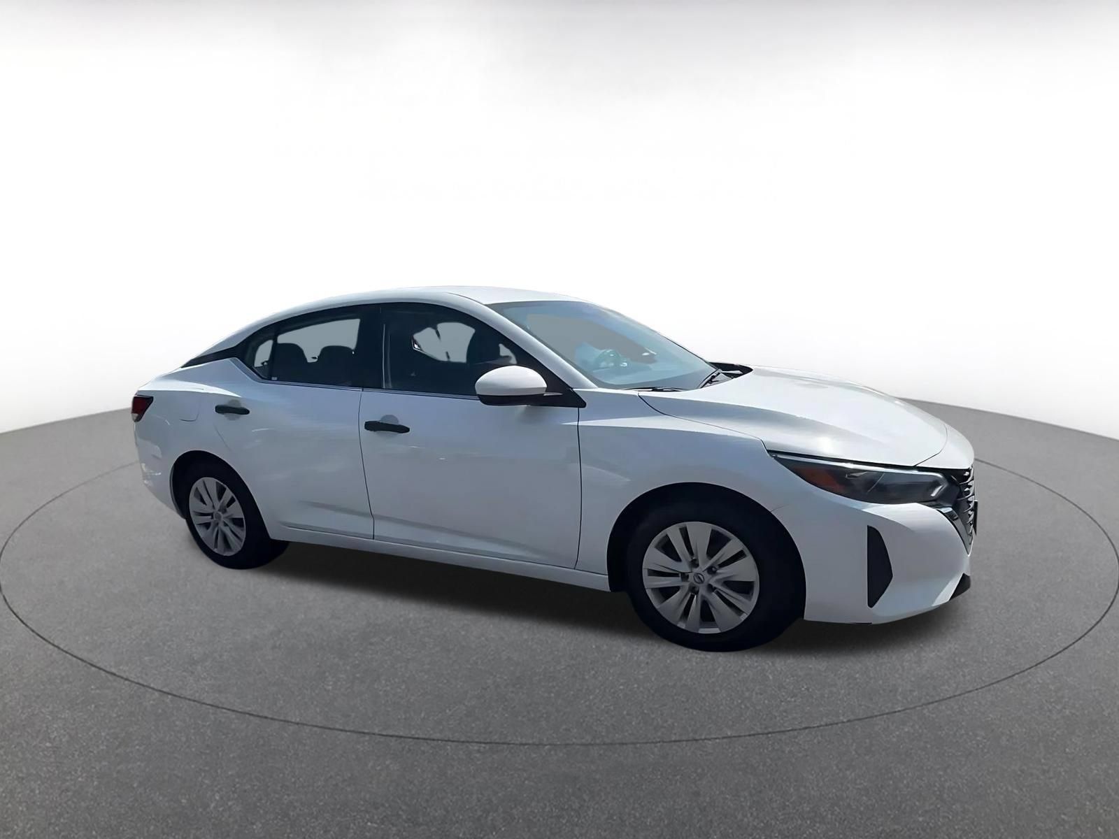 Used 2025 Nissan Sentra S FWD image 2