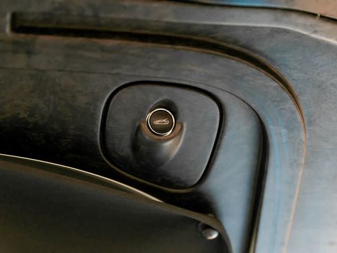 Used 2020 McLaren GT RWD image 30