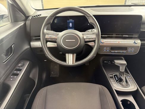 Used 2025 Hyundai Kona SEL image 26