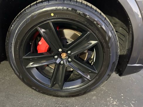 Used 2019 Audi Q8 Premium w/ Convenience Package AWD/4WD image 25