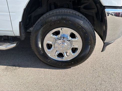 Used 2024 RAM 2500 Big Horn AWD/4WD image 15
