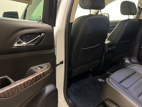 Used 2023 GMC Acadia Denali w/ Denali Ultimate Package image 22