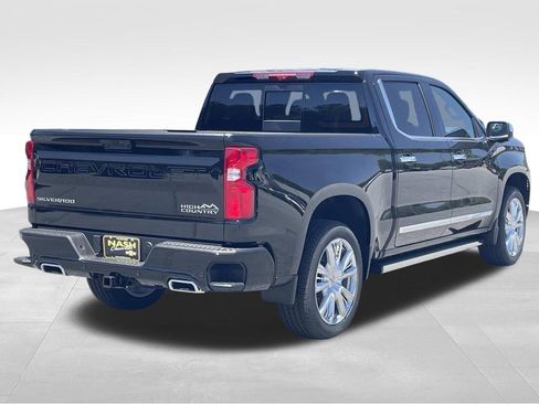 New 2026 Chevrolet Silverado 1500 High Country AWD/4WD image 3