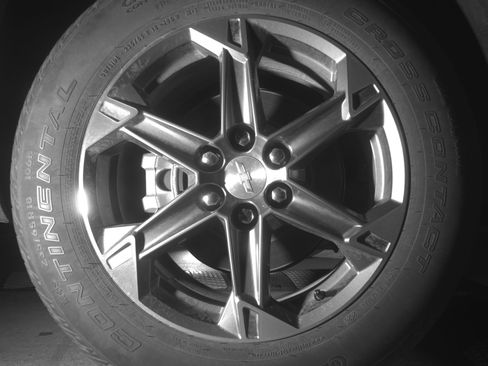 Used 2025 Chevrolet Blazer LT FWD image 15