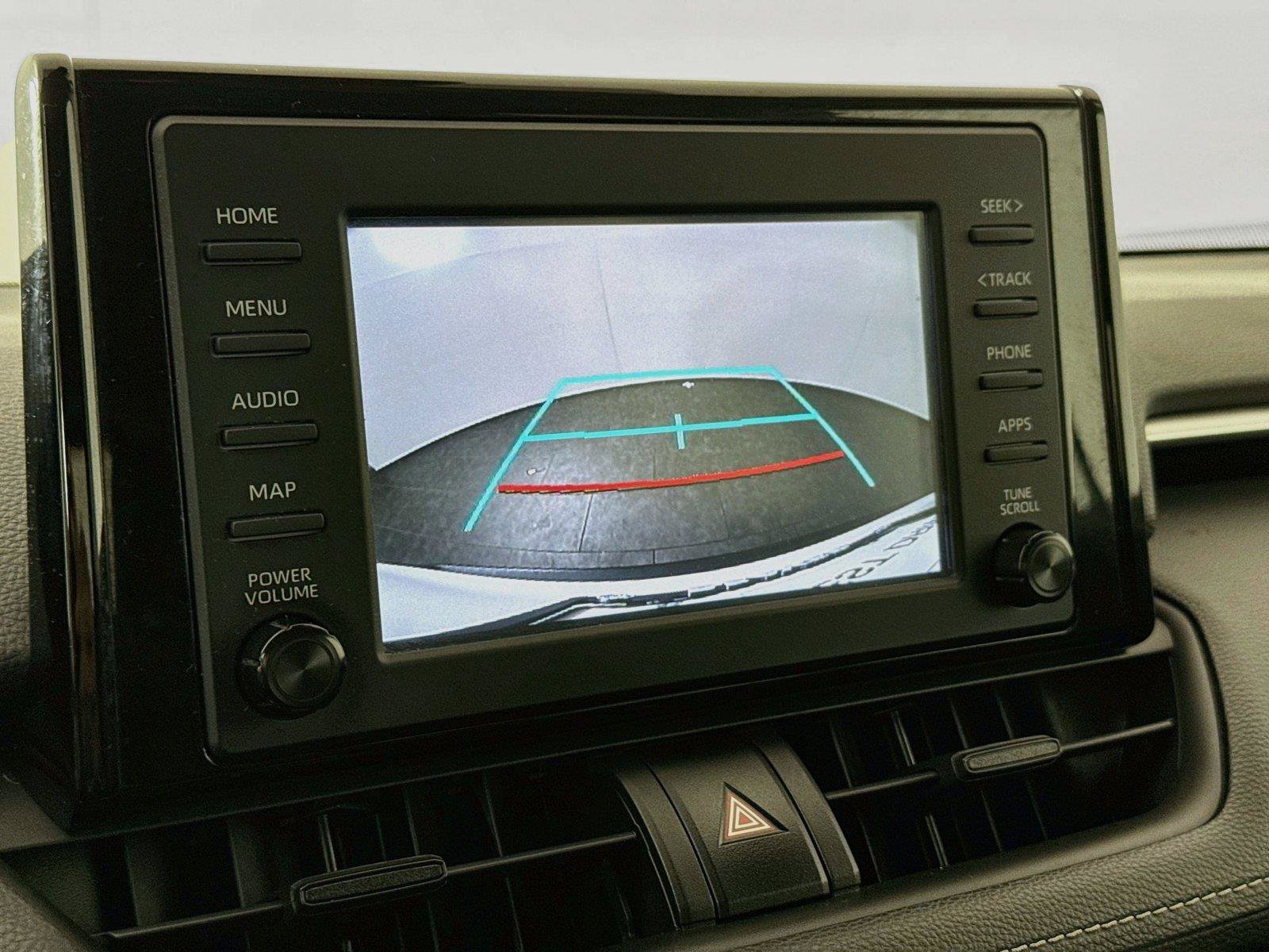 Used 2019 Toyota RAV4 LE AWD/4WD image 21