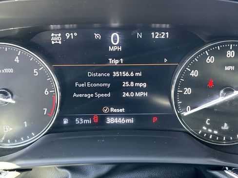 Used 2023 Buick Envision Essence AWD/4WD image 12
