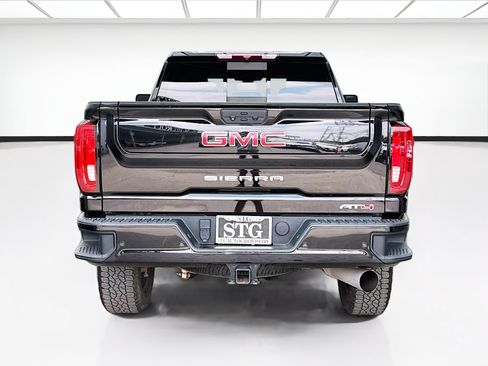 Used 2022 GMC Sierra 2500 AT4 w/ AT4 Preferred Package AWD/4WD image 5