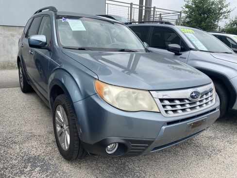 Used 2011 Subaru Forester 2.5X Limited w/ Protection Group 3 AWD/4WD image 2