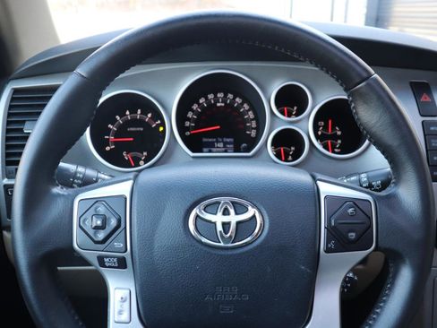 Used 2014 Toyota Sequoia Limited image 54