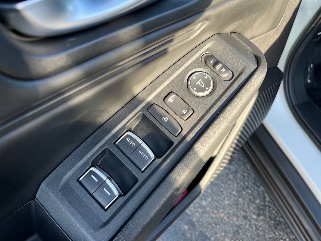 Used 2024 Honda Accord EX image 19