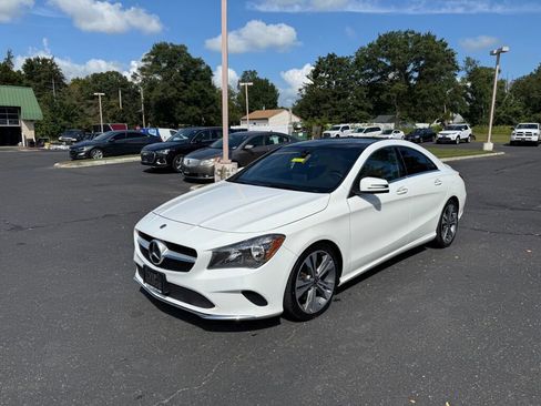 Used 2019 Mercedes-Benz CLA 250 4MATIC image 3