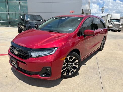 Used 2025 Honda Odyssey Elite image 1