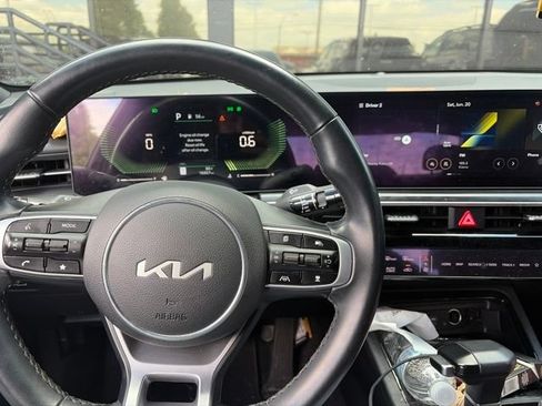 Used 2025 Kia K5 GT-Line w/ GT-Line Premium Package FWD image 6
