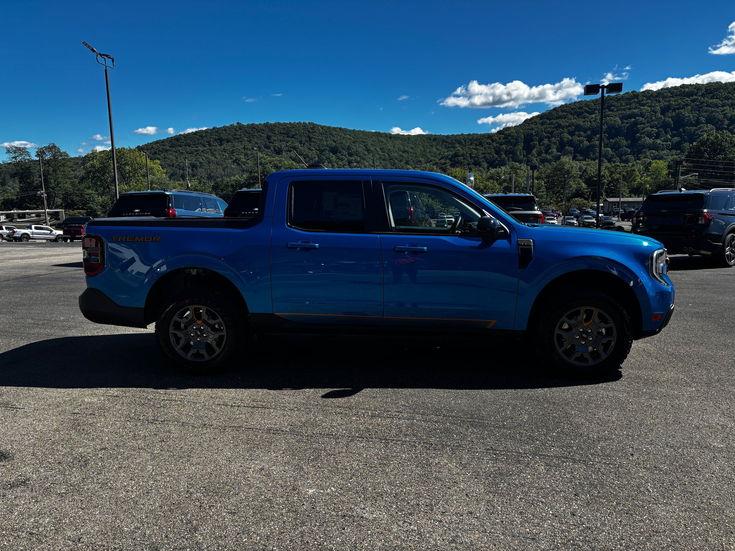New 2026 Ford Maverick Tremor AWD/4WD image 4