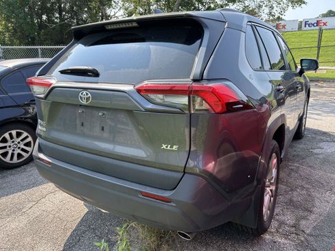 Used 2025 Toyota RAV4 XLE Premium w/ Weather Package FWD image 2