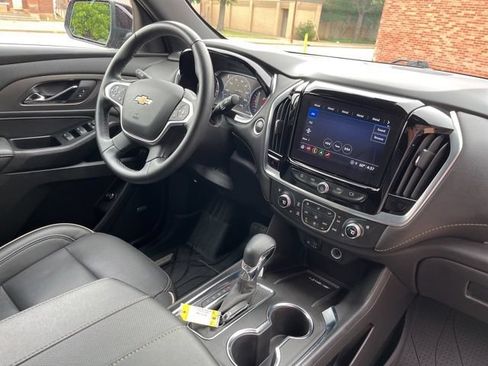 Used 2023 Chevrolet Traverse Premier w/ LPO, Floor Liner Package FWD image 56