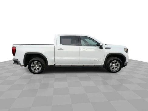 Used 2024 GMC Sierra 1500 SLT image 9