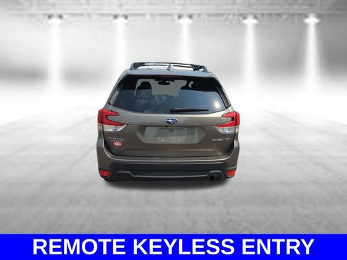 Certified 2021 Subaru Forester Premium AWD/4WD image 6