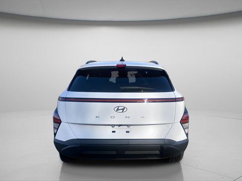 Used 2024 Hyundai Kona SEL image 6