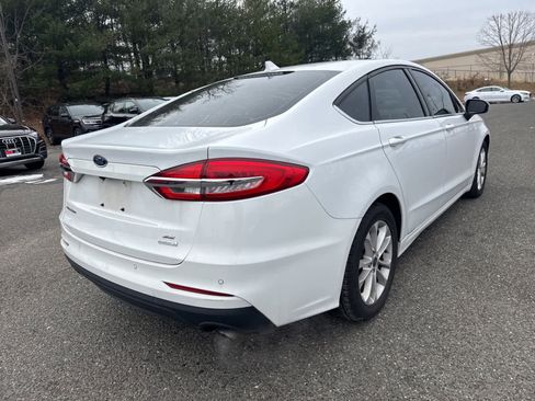 Used 2020 Ford Fusion SE image 5