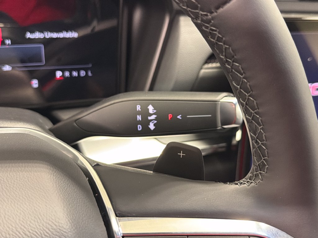 New 2027 GMC Terrain Elevation w/ Elevation Premium Package FWD image 30