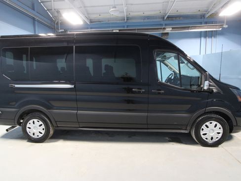 New 2026 Ford Transit 350 148 Medium Roof Wagon image 24