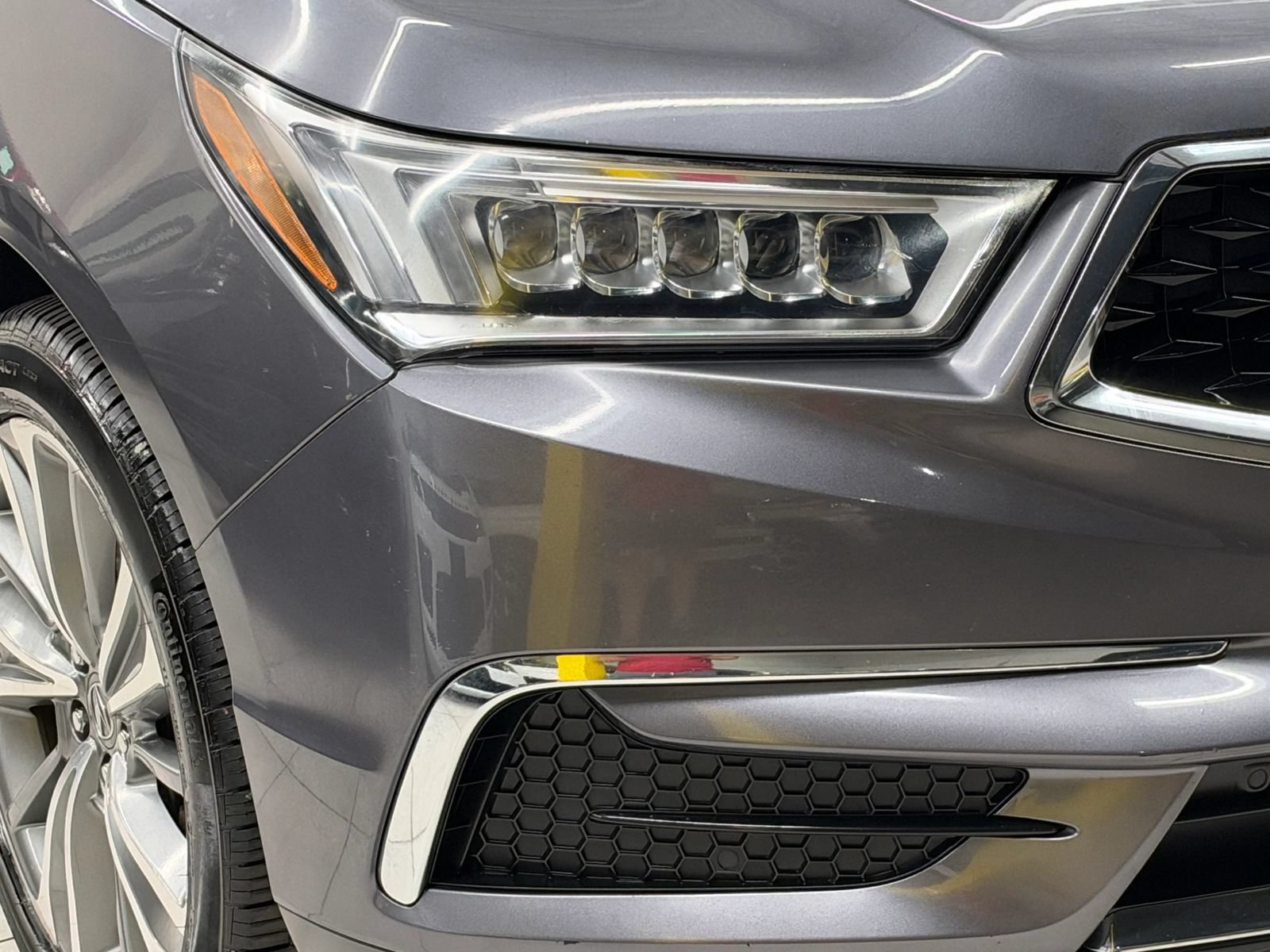 Used 2017 Acura MDX w/ Tech & Entertainment Pkg AWD/4WD image 6