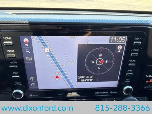Used 2022 Toyota Highlander XSE AWD/4WD image 11