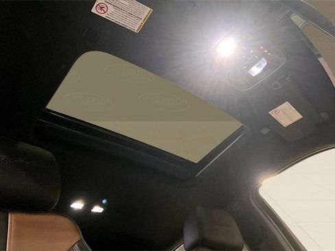 Used 2022 Chevrolet Silverado 3500 High Country image 18