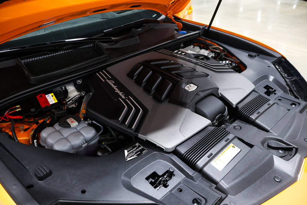 Used 2021 Lamborghini Urus AWD/4WD image 61