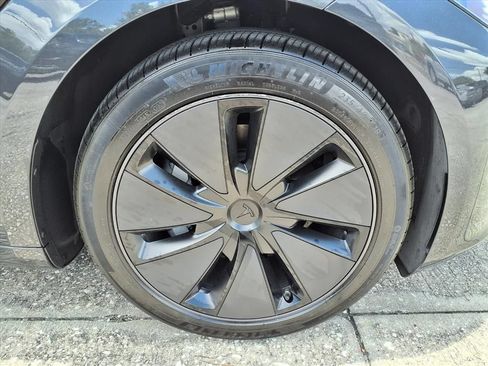 Used 2024 Tesla Model 3 Long Range AWD/4WD image 7