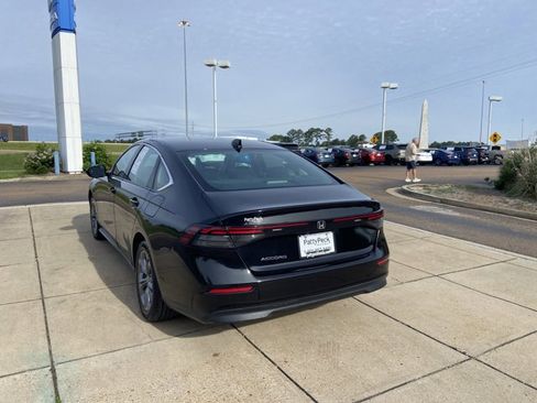 Used 2024 Honda Accord EX image 8