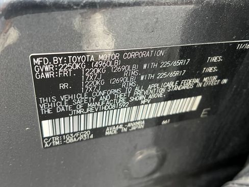 Used 2017 Toyota RAV4 XLE w/ All Weather Liner Package AWD/4WD image 10