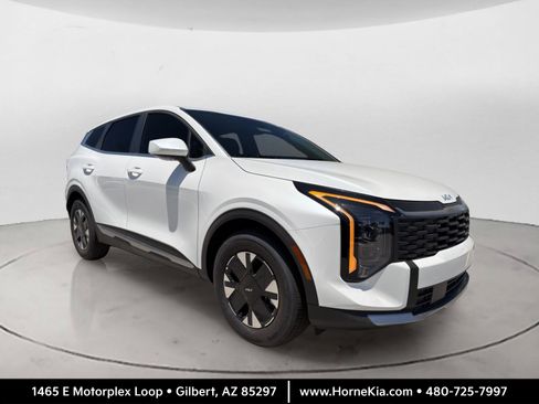 New 2026 Kia Sportage LX FWD image 1