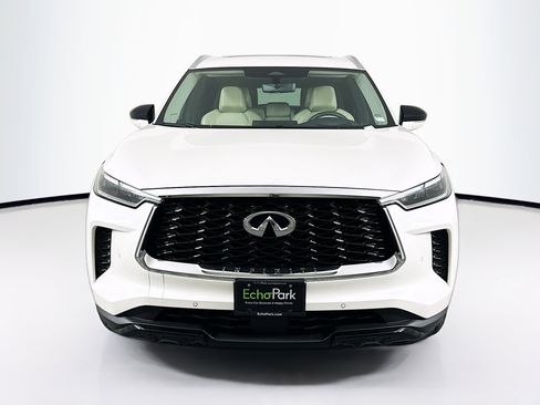 Used 2023 INFINITI QX60 Luxe w/ Vision Package AWD/4WD image 2