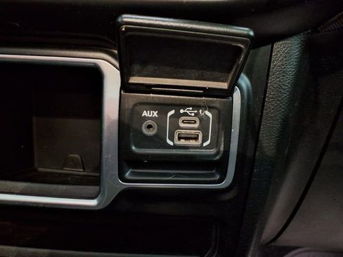 Used 2020 Jeep Wrangler Unlimited Sport AWD/4WD image 9