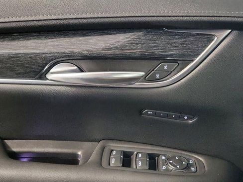 Certified 2022 Cadillac XT5 Premium Luxury image 30