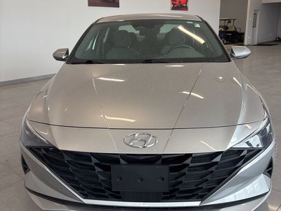 Used 2022 Hyundai Elantra SEL w/ Convenience Package