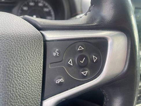 Used 2018 GMC Terrain SLE w/ Driver Convenience Package image 10